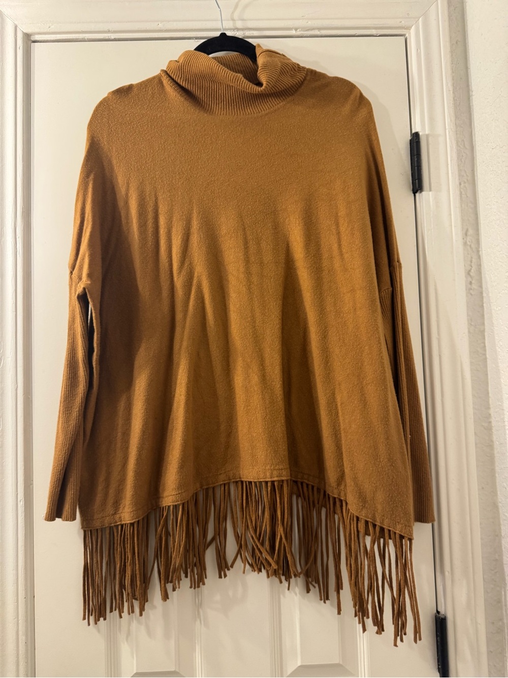 Cyrus Fringe-Hem Turtleneck Sweater - Camel Brown
